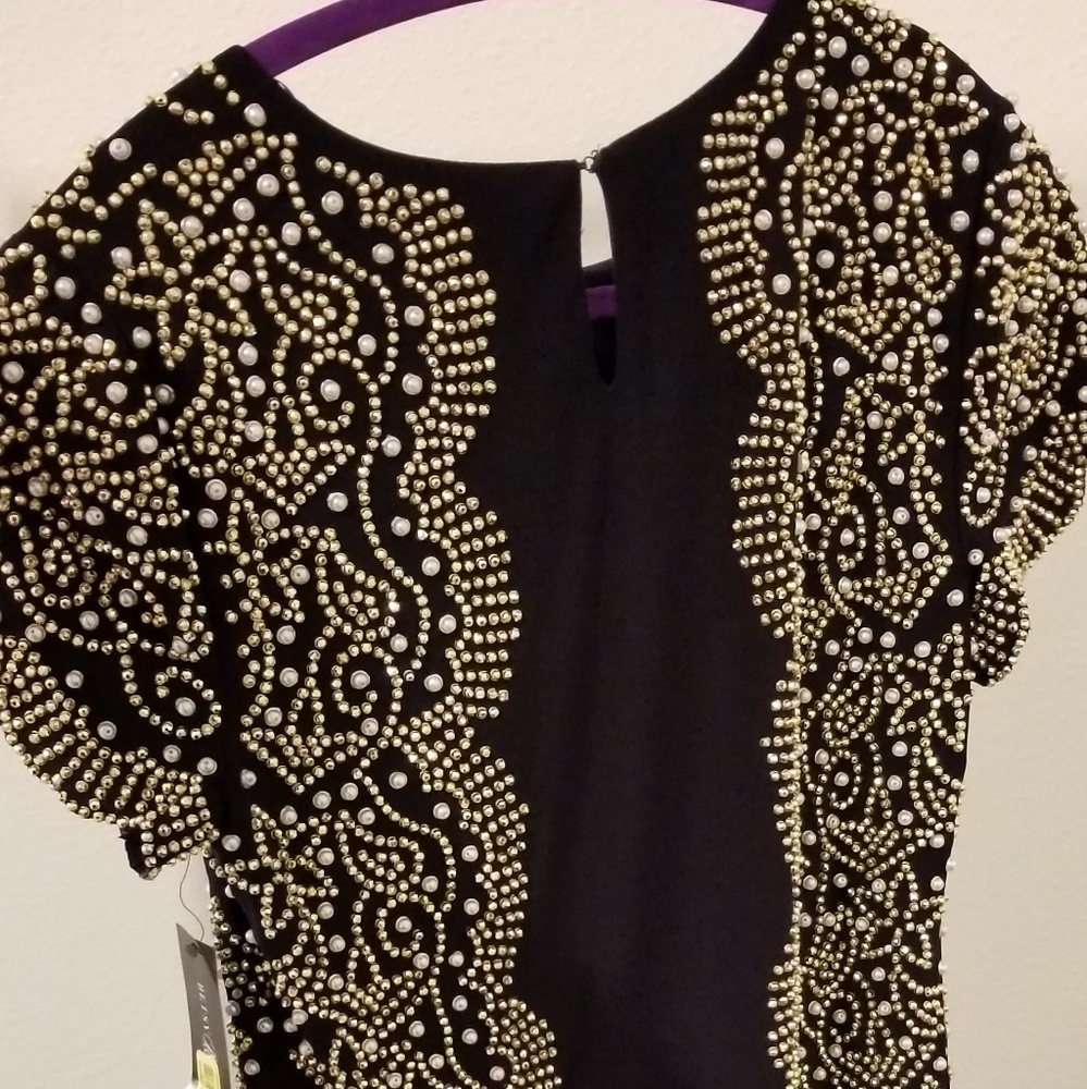 Dress - Picture 6 of 6